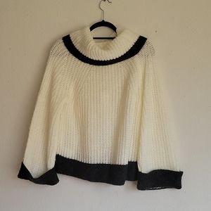 NWT Splendid cowlneck sweater size XSMALL